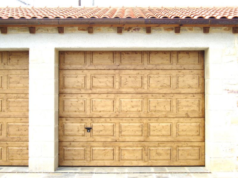 Puertas automáticas de madera