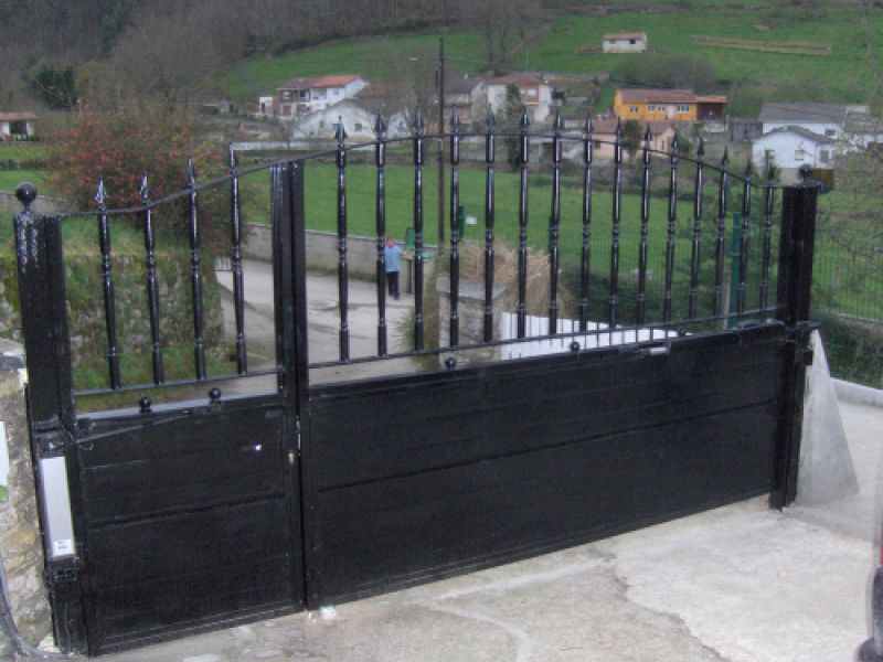 Puertas en forja y tubo