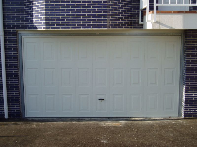 Puertas automáticas de chapa