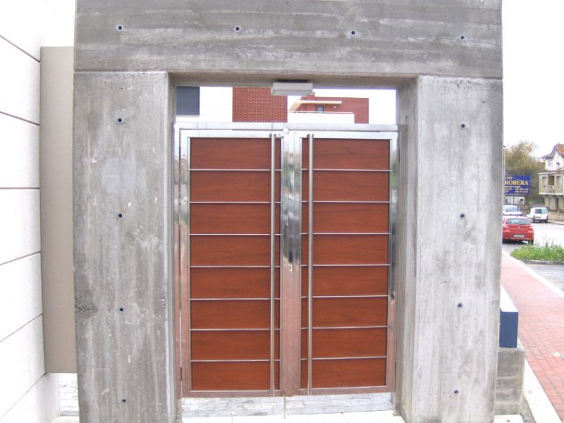 Puertas automáticas de acero inoxidable