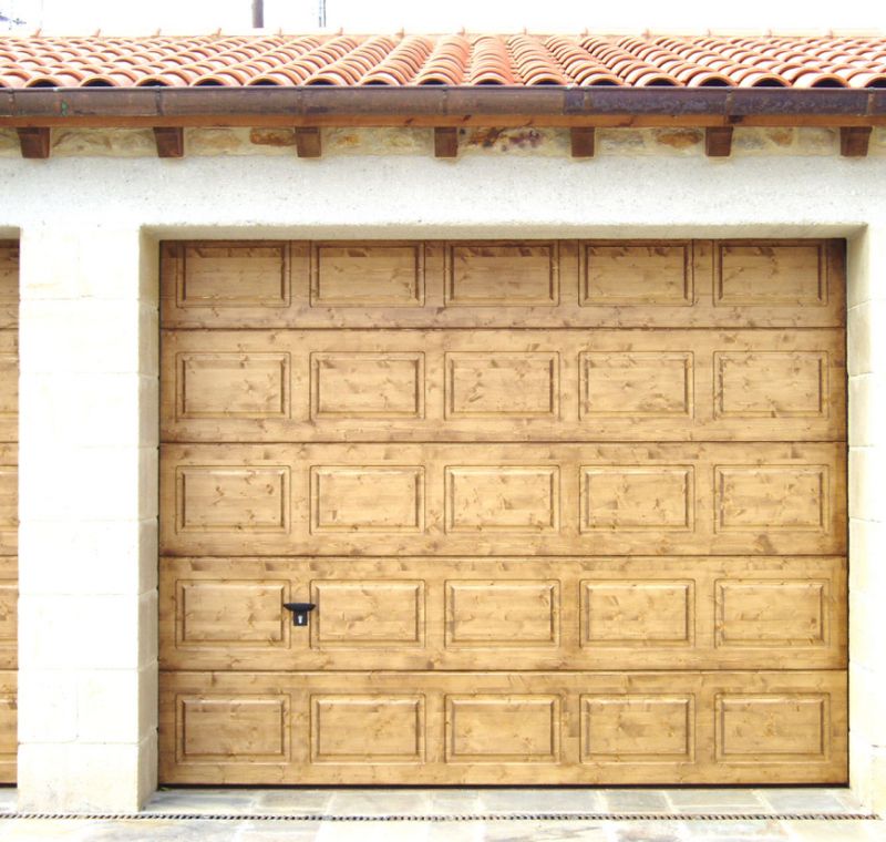 Puertas automáticas de madera