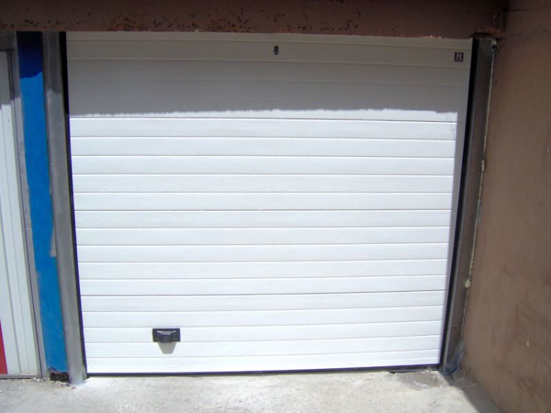 Puertas automáticas seccionales