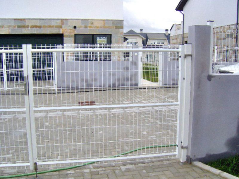 Puertas automáticas de chapa