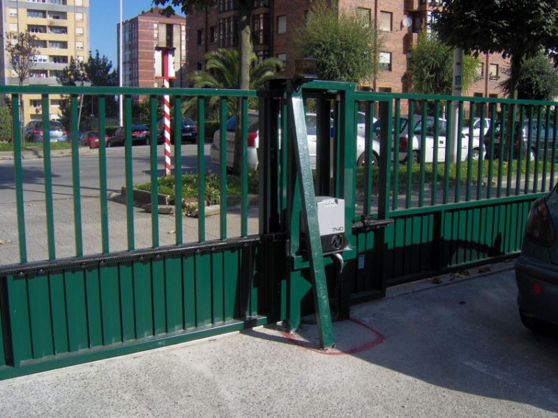 Puertas automáticas de chapa