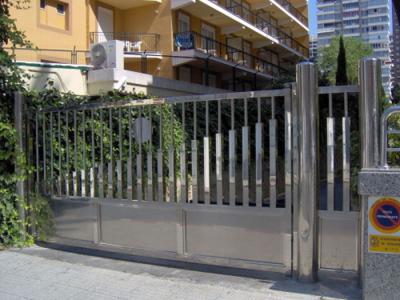 Puertas automáticas de acero inoxidable