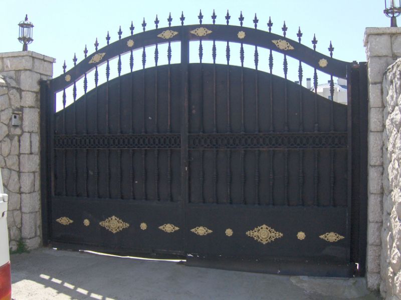 Puertas en forja y tubo